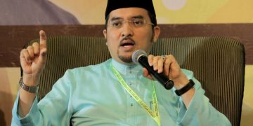 ASYRAF WAJDI: BN SUDAH LAMA MAHU BENTANG RUU DANA POLITIK