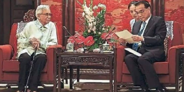 KENAPA BUKAN LIM KE CHINA?