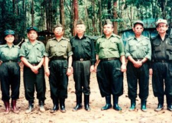 KOMUNIS ADALAH PENGGANAS BUKAN PEJUANG