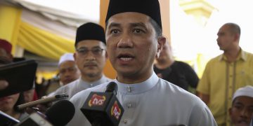 KENAPA SUSAH SANGAT AZMIN NAK SOKONG ANWAR?