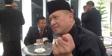 NAZRI AZIZ PULA TERKENA SINDROM ‘NAJIBPHOBIA’