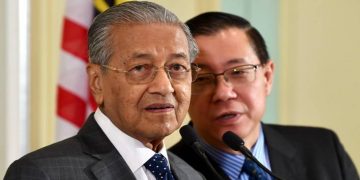 PUAD: NAJIB CABAR TUBUH RCI. TUN M PENGECUT?