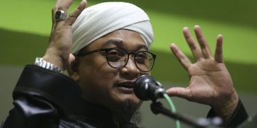 NASRUDIN: RM3 JUTA SEBULAN DUIT RAKYAT SELENGGARA KAPAL THE EQUANIMITY ?
