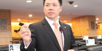 CUKUP-CUKUPLAH TU AZIZ BARI, NIZAR JADI BARUA DAP!