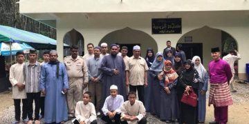 NETIZEN PERTIKAI MAT SABU KE MASJID SYIAH
