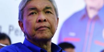 ZAHID PERLU CONTOHI HADI, BUKANNYA BERMAIN WAYANG
