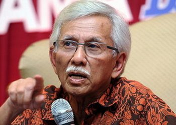 PUAD: TUN DAIM CADANG MUZIUM BEG TANGAN ROSMAH