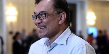 PEMILIHAN PKR: AMARAN ANWAR KEPADA INDIVIDU YANG TAWAR PROJEK