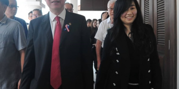 MAHKAMAH BEBAS GUAN ENG, PHANG DARI TUDUHAN RASUAH