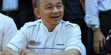 MAHASISWA KESAL DENGAN MASZLEE
