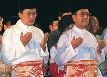 MAHATHIR AKHIRNYA MENGAKU MEMANGSAKAN ANWAR IBRAHIM?