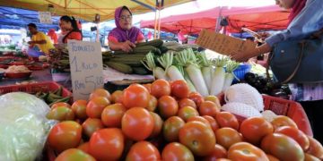 NAJIB: KHUATIR SST – CUKAI BERGANDA DAN MENGHUKUM GOLONGAN B40