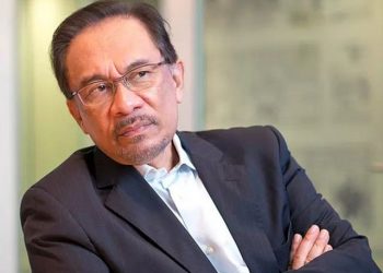 SIAPA YANG MULAKAN SPEKULASI TUN TIDAK MAHU ANWAR MENJADI PERDANA MENTERI?