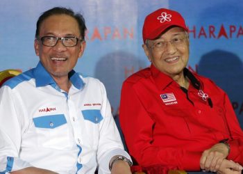 ANUAR SHAARI: ANWAR VS MAHATHIR, APAKAH ANWAR SEMAKIN AGRESIF?