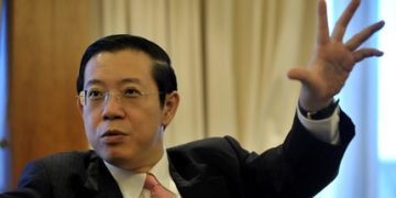 BIAR GUAN ENG BONGKARKAN GUAN ENG