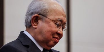 UMNO TIDAK AKAN TERKUBUR WALAU ADA PEMIMPIN LOMPAT PARTI