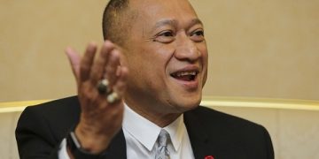 SIA-SIA SAMAN MEREKA YANG TINGGALKAN PARTI – NAZRI