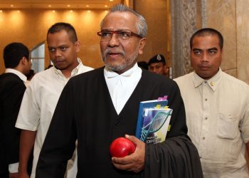 TS SHAFEE: βBAGAIKAN BERTINJU, TANGAN DIIKAT KE BELAKANGβ – PUAD