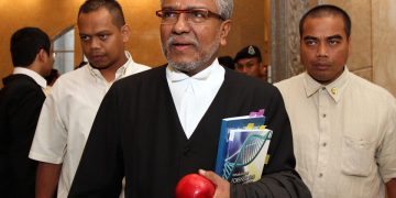 TS SHAFEE: ”BAGAIKAN BERTINJU, TANGAN DIIKAT KE BELAKANG” – PUAD