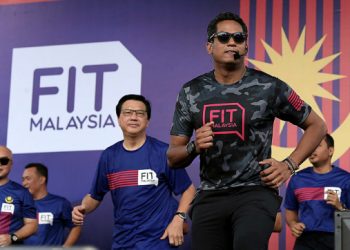 SUDAHLAH TU MENYALAKNYA KHAIRY 2: KEHEBATAN KHAIRY