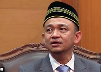 PUAD: MAZLEE MENTERI KONTROVERSI