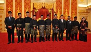 PELUANG TUBUH KERAJAAN PERPADUAN: SATU REALITI ATAU MITOS?