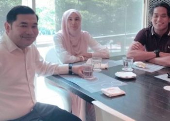 JANGAN TERTIPU DENGAN PERMAINAN POLITIK DR. MAHATHIR DAN NURUL IZZAH