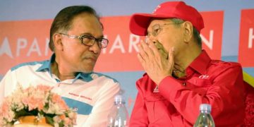 ANWAR KATA “QUE SERA SERA”