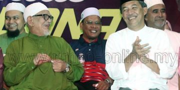 KENAPA GABUNGAN BN DAN PAS MENAKUTKAN PAKATAN HARAPAN?