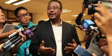 MELAYU WAJIB BANGGA MENJADI RASIS BERPERLEMBAGAAN