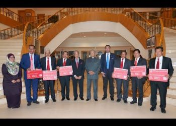 ZAHID BERTANGGUNGJAWAB MENYELAMATKAN ASET DAN MP UMNO DARI JATUH KE TANGAN MAHATHIR