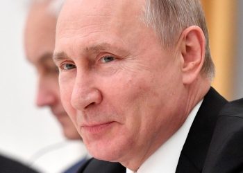 PUTIN BERBINCANG DENGAN PRESIDEN LUBNAN MENGENAI BUKIT GOLAN