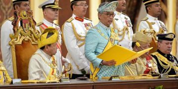 TUN MAHATHIR MENGAKU KHIANAT DYMM YDP AGONG DAN MAJLIS RAJA-RAJA!