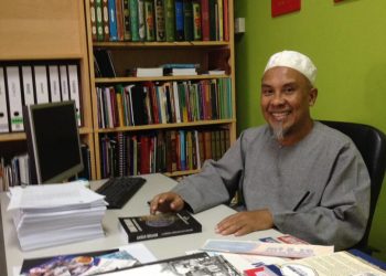 TUN MAHATHIR JUGA MENOLAK PENGIKTIRAFAN UEC -MUAFAKAT