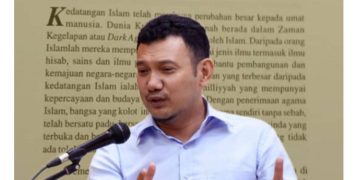 HUKUM KANUN NEGERI-NEGERI MELAYU MENAFIKAN FEUDALISME DALAM SISTEM POLITIK TRADISIONAL