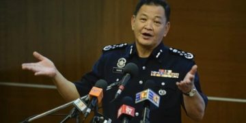 KETUA POLIS NEGARA PERLU LETAK JAWATAN JIKA TIDAK BOLEH KENAL PASTI PELAKU VIDEO SEKS BERKAITAN AZMIN ALI