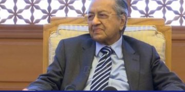 MAHATHIR SUDAH LUPA KENYATAAN BELIAU SENDIRI MENGENAI CHIN PENG – DR. NOVANDRI