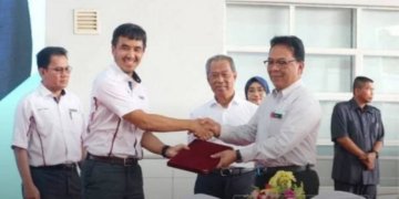 PUTRA TAWAR 1000 SUKARELAWAN BANTU BURU PELANCONG CHINA DAN INDIA TINGGAL LEBIH MASA