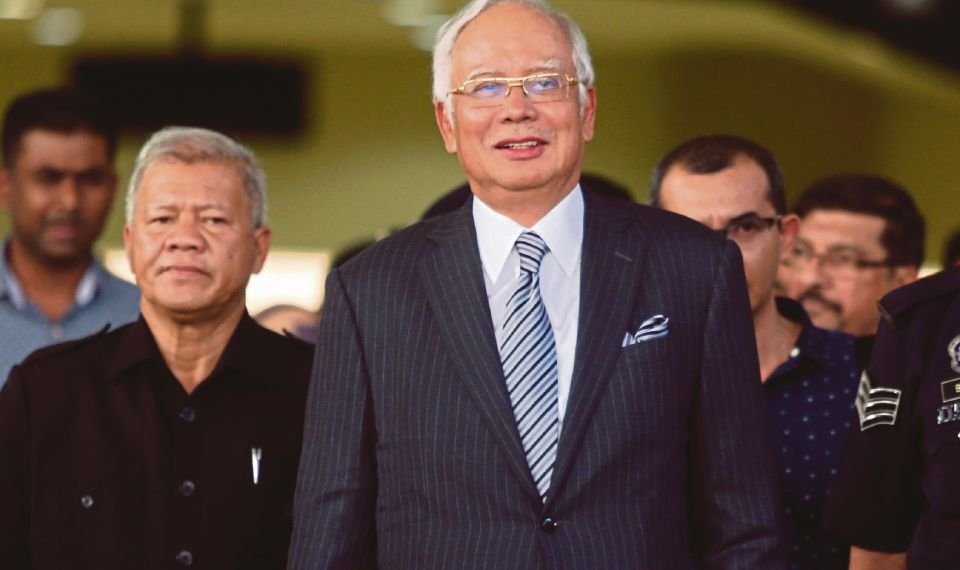 NAJIB PERTIKAI MEDIA PRO PH BERTERUSAN MEMBUAT PROPAGANDA MEMBURUKKANNYA