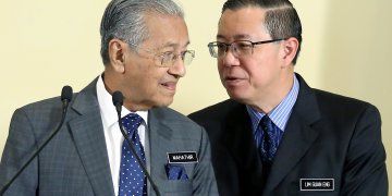 APA KATA KOME, APA KATA RAKYAT