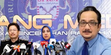 RAKAMAN AUDIO TELEFON: KONSPIRASI LICIK JATUHKAN NAJIB RAZAK