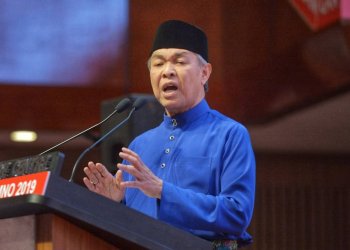 KERAJAAN PINTU BELAKANG ATAU KERAJAAN PINTU HADAPAN?