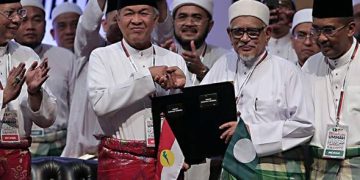 UMNO TIDAK SERTAI PERIKATAN NASIONAL, PERKUKUH MUAFAKAT NASIONAL
