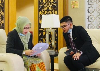 KPT DENGAR SUARA DAN HASRAT MAHASISWA BERHUBUNG PEMBUKAAN SEMULA IPT SECARA BERPERINGKAT