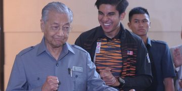 MUNGKIN MAHATHIR ‘SERONOK-SERONOK’ TAJA PARTI SYED SADDIQ
