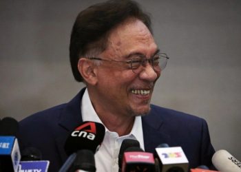 17 INTI PATI PENGUMUMAN “KERAJAAN ANWAR”