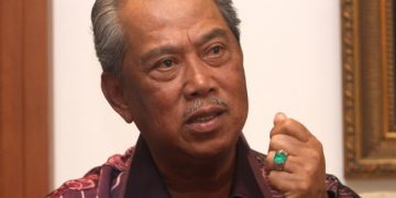 MUHYIDDIN MEMBANTU RAKYAT – TANGGUNGJAWAB ATAU “CASH IS KING”?