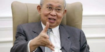 USUL UNDI TIDAK PERCAYA KU LI TERHADAP PERDANA MENTERI