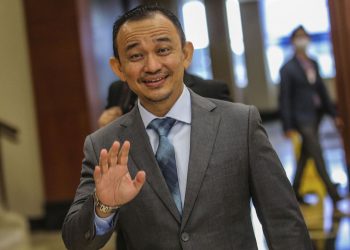 MASZLEE KELUAR PEJUANG, ALASAN RAKYAT MUAK PERCATURAN KUASA ‘POLITIKUS ELIT’