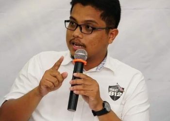 DI BAHAGIAN MANA KETUA PEMUDA UMNO MENGHINA PAS?